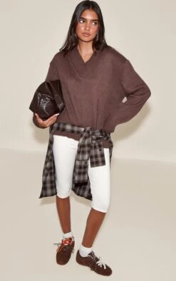 Prettylittlething Mink Brushed Laguna Knit V Neck Sweater -Pretty Little Thing Shop ee3121be2e66c2cf40636f855dcf65dcdb74f156 CNO9312 3 mink brushed laguna knit v neck jumper