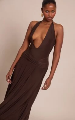 Prettylittlething Chocolate Plunge Ruched Midaxi Dress 8 Prettylittlething Chocolate Plunge Ruched Midaxi Dress -Pretty Little Thing Shop efce7d31ef91588e2b87c1fc259f8e483a8123ae CNO5153 4 chocolate plunge ruched midaxi dress