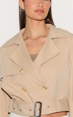 Prettylittlething Beige Cropped Belted Hem Trench Coat 8 Prettylittlething Beige Cropped Belted Hem Trench Coat -Pretty Little Thing Shop f3231c16bf0bedb1d8c6145761cf4678d728d0ee CNE6214 4 beige cropped belted hem trench coat