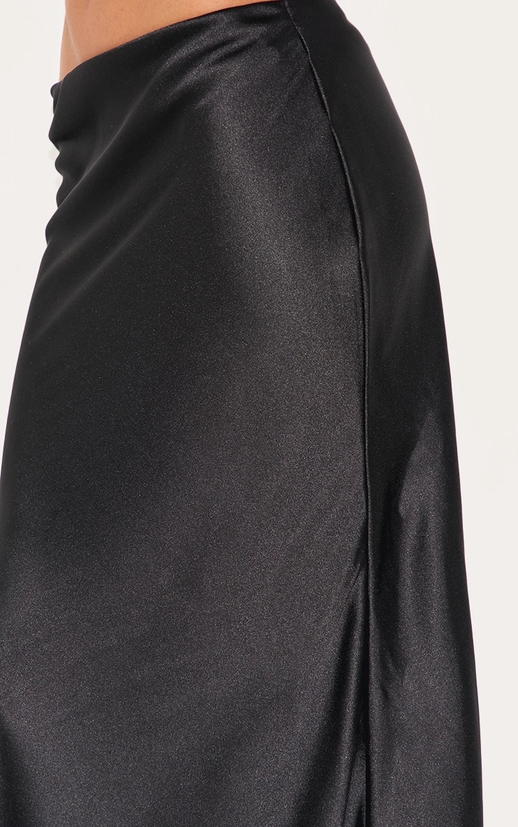 Prettylittlething Black Satin Floaty Maxi Skirt 4 Prettylittlething Black Satin Floaty Maxi Skirt - Image 4