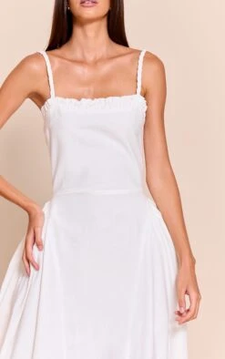 Prettylittlething White Braided V Waist Midaxi Dress 8 Prettylittlething White Braided V Waist Midaxi Dress -Pretty Little Thing Shop f654b34427adebf4965703cc78418f0467728e6e CNM3552 4 white braided v waist midaxi dress