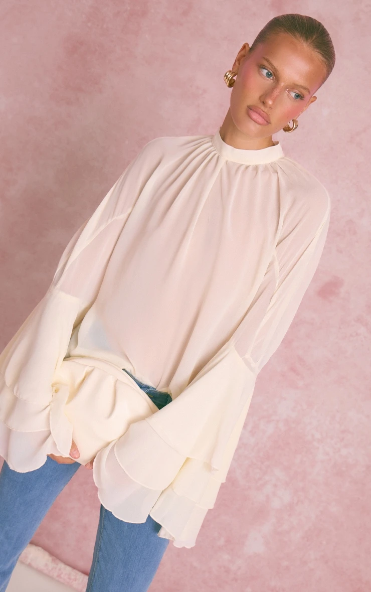 Prettylittlething Blue 5 Pocket Stretch Flared Jeans 4 Prettylittlething Blue 5 Pocket Stretch Flared Jeans - Image 4