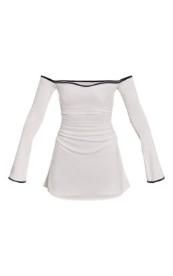 Prettylittlething White Slinky Contrast Off The Shoulder Shift Dress -Pretty Little Thing Shop fad828ab469c375369bc46c8b782c851f0256a09 CNO5171 5 white slinky contrast off the shoulder shift dress