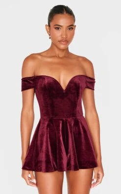 Prettylittlething Burgundy Velvet Bardot Sweetheart Neckline Floaty Romper -Pretty Little Thing Shop fd07e080fc6e0b091370fe2fd2922e0f9ed4f8ea cnk8162 3